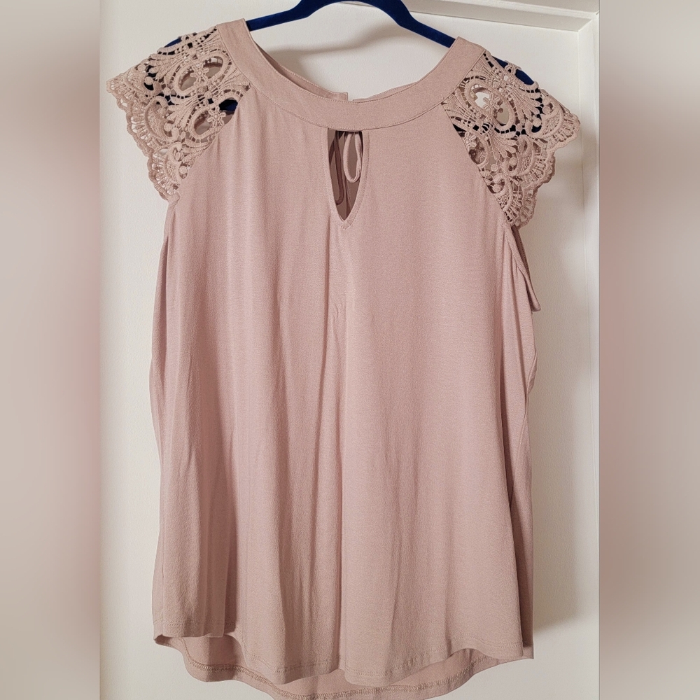 Pink Sleeveless Relaxed Cut Out Blouse